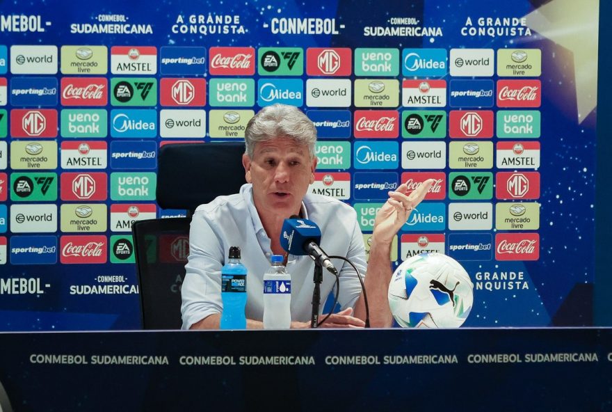 renato-gaucho-pede-demissao-do-fluminense-apos-queda-na-sul-americana3B-clube-anuncia-marcao-como-interino