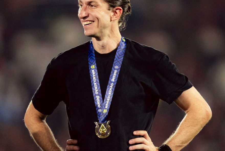 renovacao-de-filipe-luis2C-negociacoes-do-vasco-e-preco-alto-de-kaio-jorge-movimentam-o-mercado-do-futebol-brasileiro renovacao-de-filipe-luis2C-negociacoes-do-vasco-e-preco-alto-de-kaio-jorge-movimentam-o-mercado-do-futebol-brasileiro