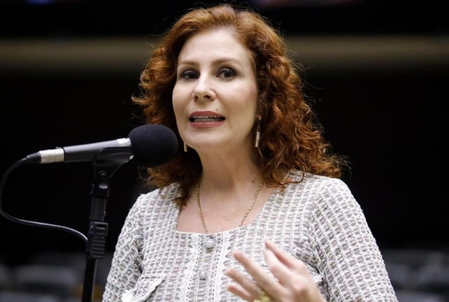 renuncia-de-advogados-leva-moraes-a-nomear-defensoria-publica-para-defesa-de-zambelli