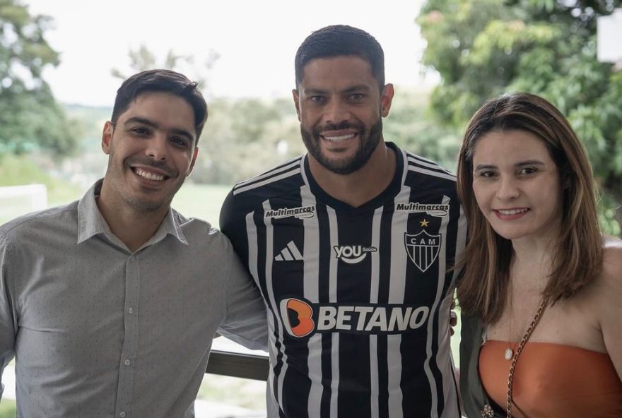 representante-de-hulk-espera-definicao-do-atletico-mg-sobre-futuro3A-aberta-a-possivel-saida
