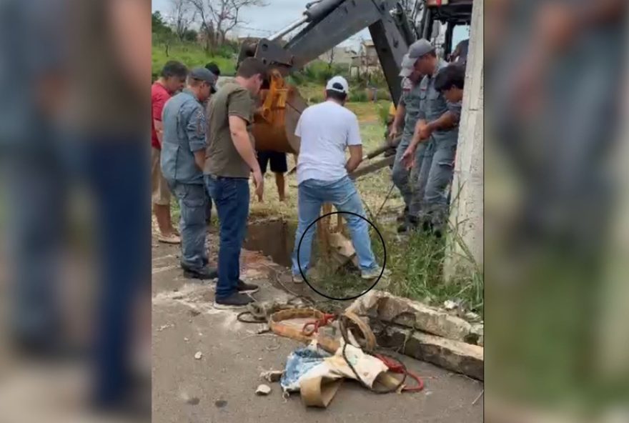 resgate-de-egua-em-bueiro3A-uniao-de-esforcos-garante-final-feliz-em-bady-bassitt resgate-de-egua-em-bueiro3A-uniao-de-esforcos-garante-final-feliz-em-bady-bassitt