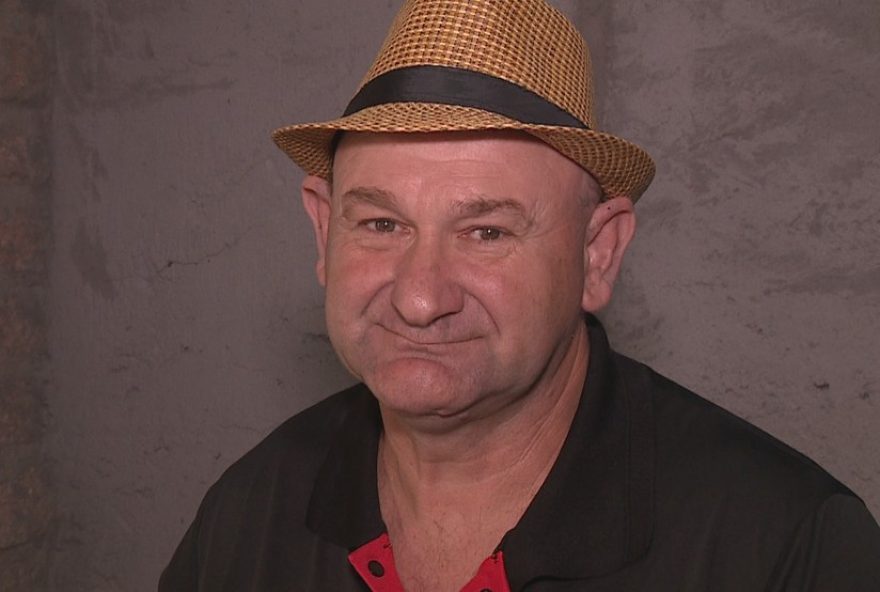 restaurante-alemao-em-morro-reuter3A-clientes-retornam-para-pagar-contas-apos-apagao