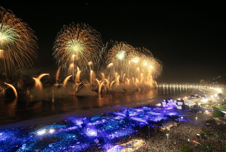 resumo-da-festa-de-reveillon-no-rio-de-janeiro resumo-da-festa-de-reveillon-no-rio-de-janeiro