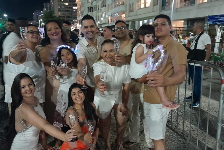 reveillon-de-copacabana-20253A-tendencias2C-novidades-e-diversao-na-famosa-praia-carica