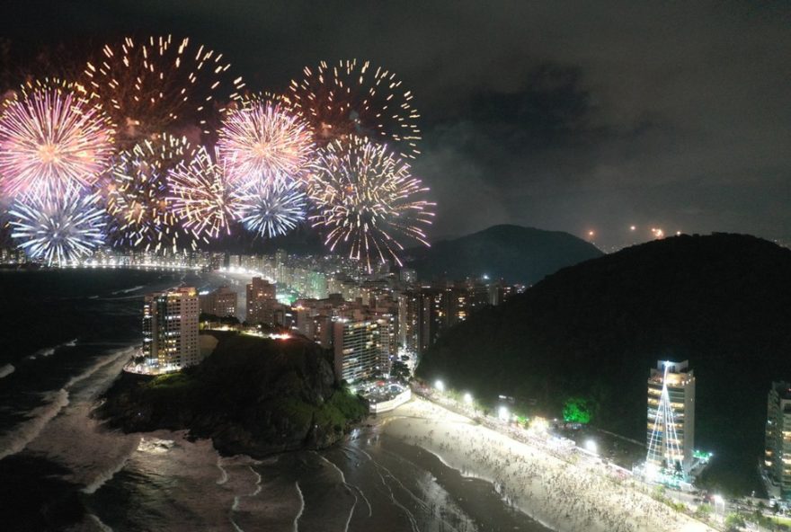 reveillon-no-litoral-de-sp3A-mudancas-no-transito-em-santos2C-sao-vicente2C-praia-grande2C-guaruja2C-cubatao-e-peruibe