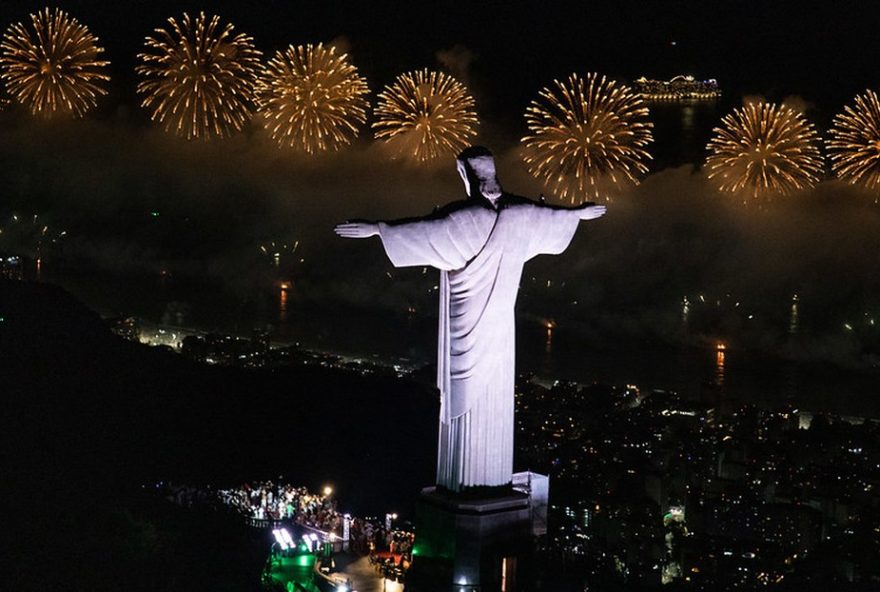 reveillon-no-rio-de-janeiro-20253A-programacao-completa-em-13-palcos-pela-cidade