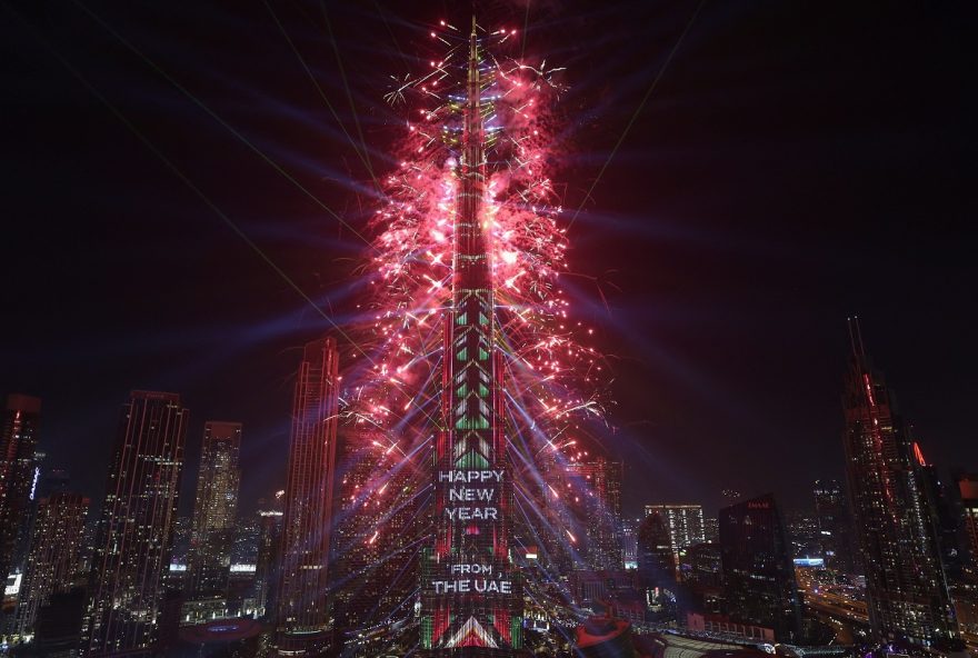 Fireworks explode over the Burj Khalifa, the tallest building in the world, during the New Year's celebration in Dubai, United Arab Emirates, January 1, 2025. REUTERS/Amr Alfiky