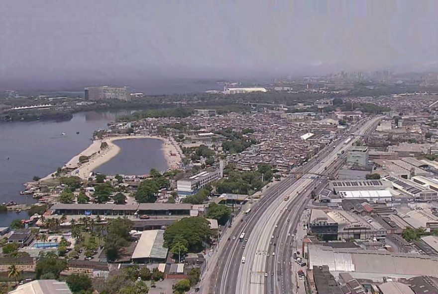 reveillon-rio-20263A-mc-cacau-e-balacobaco-agitam-o-piscinao-de-ramos-com-ana-petkovic reveillon-rio-20263A-mc-cacau-e-balacobaco-agitam-o-piscinao-de-ramos-com-ana-petkovic