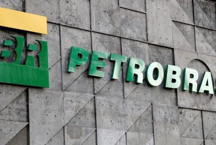 rio-de-janeiro-propoe-refis-a-petrobras-para-quitar-dividas-de-r24-28-bi