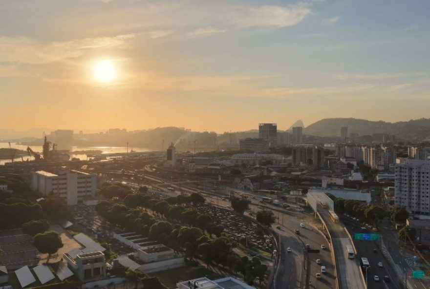 rio-de-janeiro-registra-9-das-10-maiores-temperaturas-do-pais-em-um-dia-quente3B-seropedica-atinge-41degc2C-niteroi-tem-maxima-do-ano rio-de-janeiro-registra-9-das-10-maiores-temperaturas-do-pais-em-um-dia-quente3B-seropedica-atinge-41degc2C-niteroi-tem-maxima-do-ano