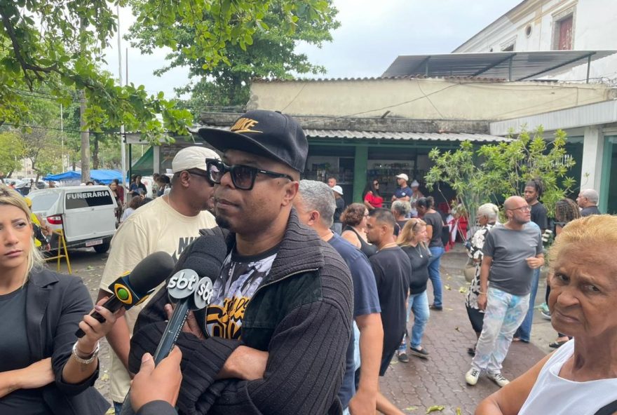 rio-de-janeiro-se-despede-de-jovem-bancaria-vitima-de-bala-perdida-comocao-e-clamor-por-seguranca