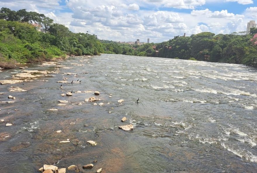 rio-piracicaba-atinge-menor-nivel-do-ano-apos-um-mes-de-estiagem