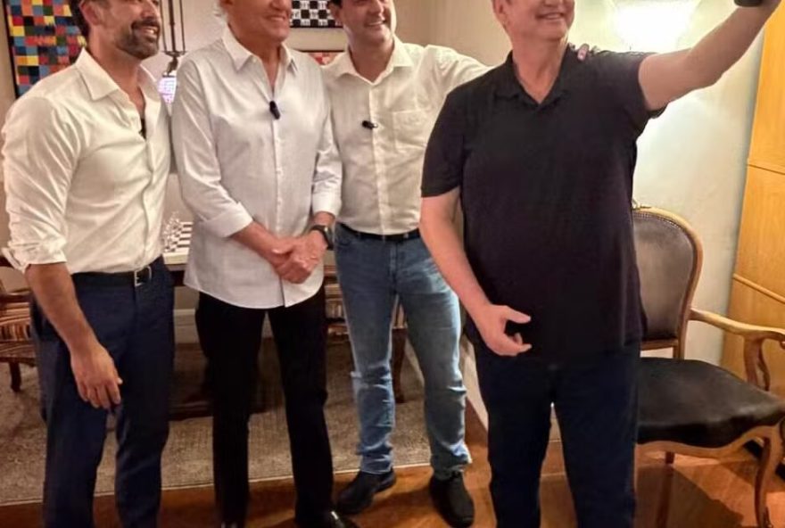 roberto-caiado-apaga-insulto-a-kassab-nas-redes-apos-filiacao-ao-psd roberto-caiado-apaga-insulto-a-kassab-nas-redes-apos-filiacao-ao-psd