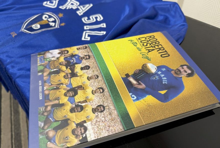 roberto-costa3A-biografia-do-mao-de-anjo2C-o-idolo-dos-anos-80-no-futebol-brasileiro