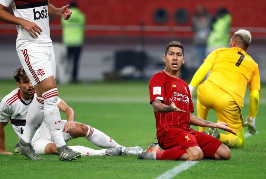 roberto-firmino-assiste-flamengo-x-pyramids-no-estadio3A-carrasco-de-2019-esta-de-olho-no-de roberto-firmino-assiste-flamengo-x-pyramids-no-estadio3A-carrasco-de-2019-esta-de-olho-no-de