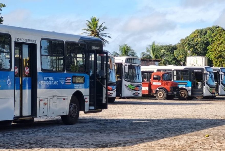 rodoviarios-da-1001-comecam-a-receber-salarios-e-onibus-voltam-a-circular-parcialmente-na-grande-ilha-de-sao-luis