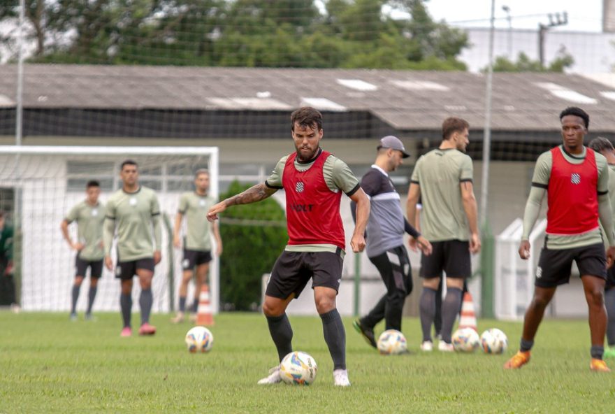 rodrigo-elogia-diversidade-de-idade-no-elenco-do-figueirense3A-22mentalidade-vencedora22