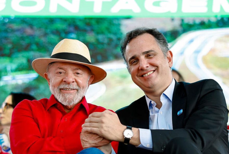 rodrigo-pacheco-pede-apoio-a-lula-para-fechar-acordo-com-mdb-ou-uniao-contra-flavio-bolsonaro rodrigo-pacheco-pede-apoio-a-lula-para-fechar-acordo-com-mdb-ou-uniao-contra-flavio-bolsonaro