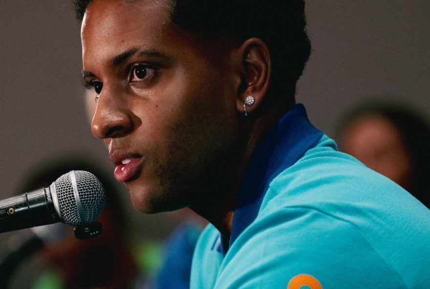 rodrygo-se-ve-na-melhor-versao-apos-seis-meses-longe-da-selecao3A-dificil.-parecia-uma-eternidade