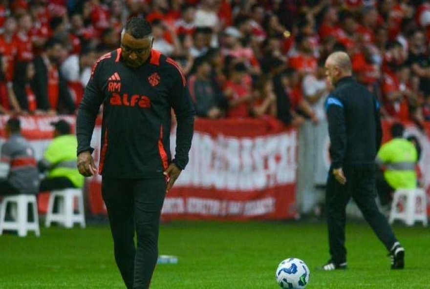 roger-machado-deixa-o-comando-do-internacional
