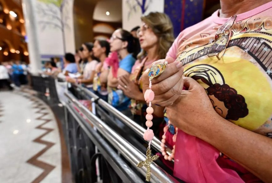 romaria-do-terco-das-mulheres-reune-30-mil-fieis-no-santuario-nacional-de-aparecida romaria-do-terco-das-mulheres-reune-30-mil-fieis-no-santuario-nacional-de-aparecida
