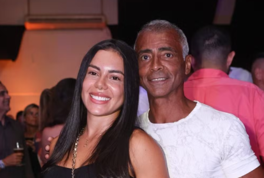 romario-surpreende-alicya-com-declaracao-de-amor-no-aniversario3A-gesto-emocionante-apos-termino romario-surpreende-alicya-com-declaracao-de-amor-no-aniversario3A-gesto-emocionante-apos-termino