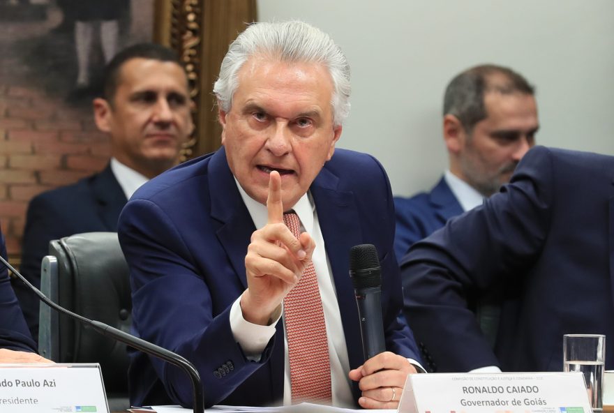 Brasília (DF), 28/05/2025  – Governadores do Pará, Helder Barbalho, e de Goiás, Ronaldo Caiado na Comissão de Constituição, Justiça e Cidadania (CCJ) da Câmara  para debater a PEC da segurança pública.  Foto: Lula Marques/Agência Brasil Brasília (DF), 28/05/2025  - Governadores do Pará, Helder Barbalho, e de Goiás, Ronaldo Caiado na Comissão de Constituição, Justiça e Cidadania (CCJ) da Câmara  para debater a PEC da segurança pública.  Foto: Lula Marques/Agência Brasil