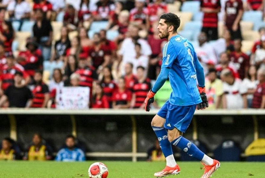 rossi-rejeita-sondagens-e-reforca-lacos-com-flamengo-para-temporada-decisiva