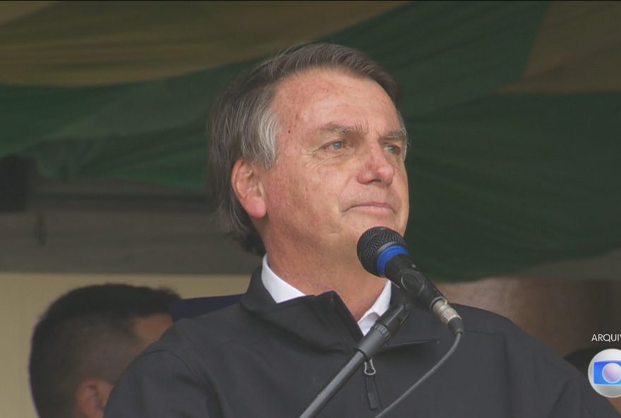 rotina-de-bolsonaro-na-papudinha-inclui-caminhada-e-fisioterapia2C-mas-nao-leitura2C-diz-relatorio rotina-de-bolsonaro-na-papudinha-inclui-caminhada-e-fisioterapia2C-mas-nao-leitura2C-diz-relatorio