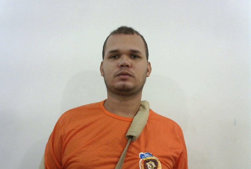 roubo-condenado-preso-em-operacao-da-pm-no-bairro-de-fatima2C-em-sao-luis roubo-condenado-preso-em-operacao-da-pm-no-bairro-de-fatima2C-em-sao-luis