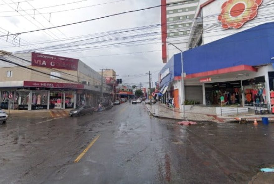 rua-44-vazia-foto-google-street-view