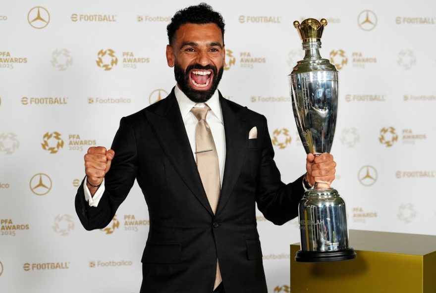 salah-declara-arsenal-como-favorito-na-corrida-da-premier-league-e-celebra-renovacao-com-liverpool3A-classico-explosivo-a-vista