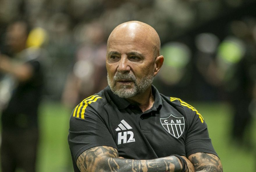 MG - BELO HORIZONTE - 30/09/2025 - BRASILEIRO A 2025, ATLETICO-MG X JUVENTUDE - Sampaoli tecnico do Atletico-MG durante partida contra o Juventude no estadio Arena MRV pelo campeonato Brasileiro A 2025. Foto: Fernando Moreno/AGIF