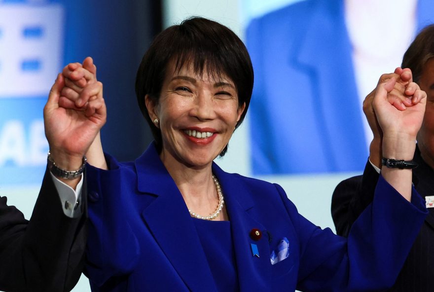 sanae-takaichi-e-a-nova-lider-do-partido-governista-do-japao
