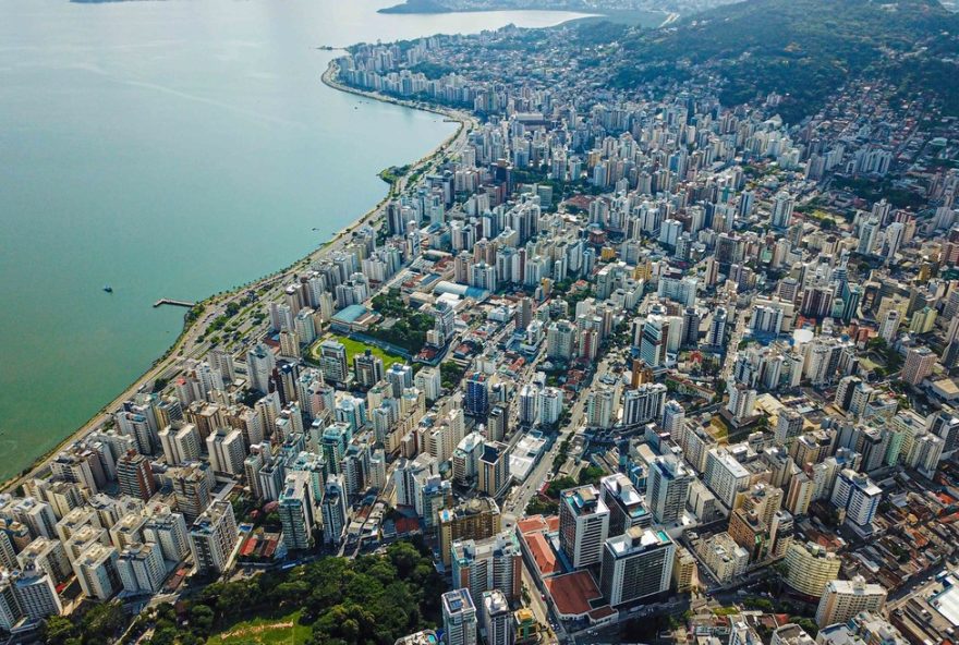 santa-catarina-lidera-crescimento-populacional-e-alcanca-82C1-milhoes-de-habitantes