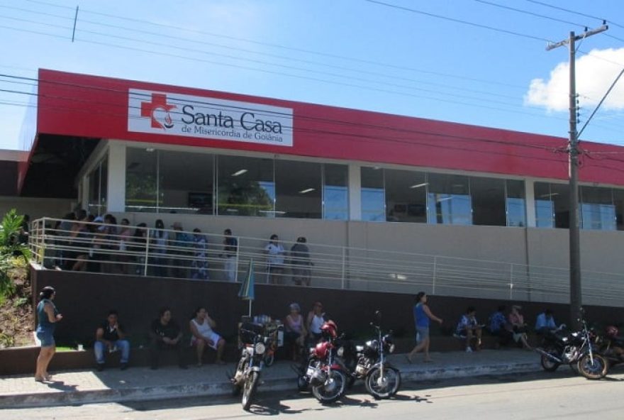 A Santa Casa é um hospital geral de natureza jurídica sem fins lucrativos, com atendimentos eletivos, de urgência e emergência, ambulatorial e internações no SUS (Foto: Reprodução)