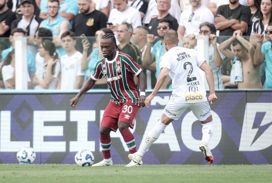 santiago-moreno-tem-atuacao-irregular-em-primeiro-jogo-como-titular-pelo-fluminense3A-confira-analise-da-partida-contra-o-santos