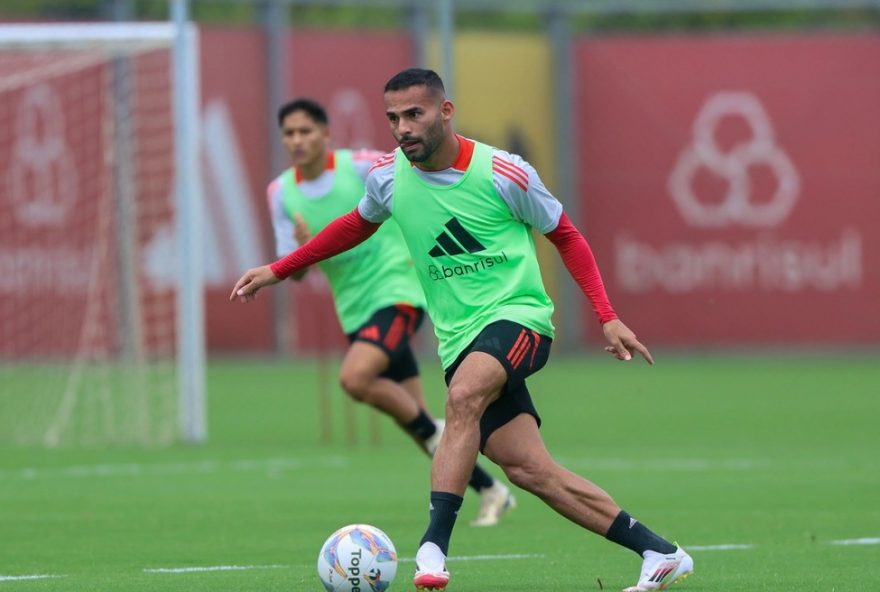 santos-encaminha-contratacao-de-thiago-maia-e-segue-de-olho-em-villagra3A-saiba-mais