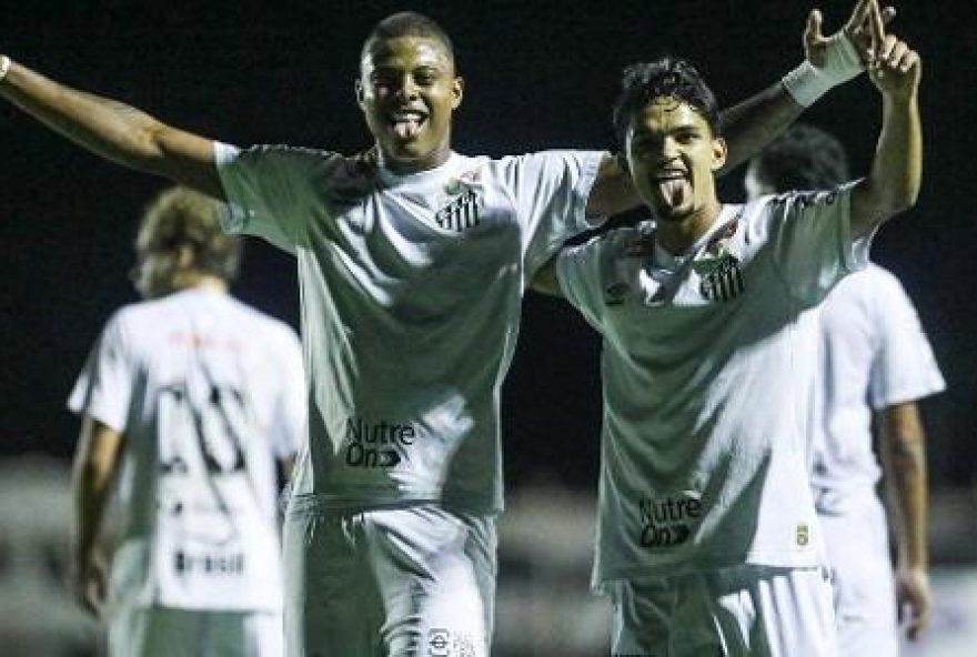 santos-goleia-a-ferroviaria-e-avanca-as-oitavas-de-final-da-copinha santos-goleia-a-ferroviaria-e-avanca-as-oitavas-de-final-da-copinha