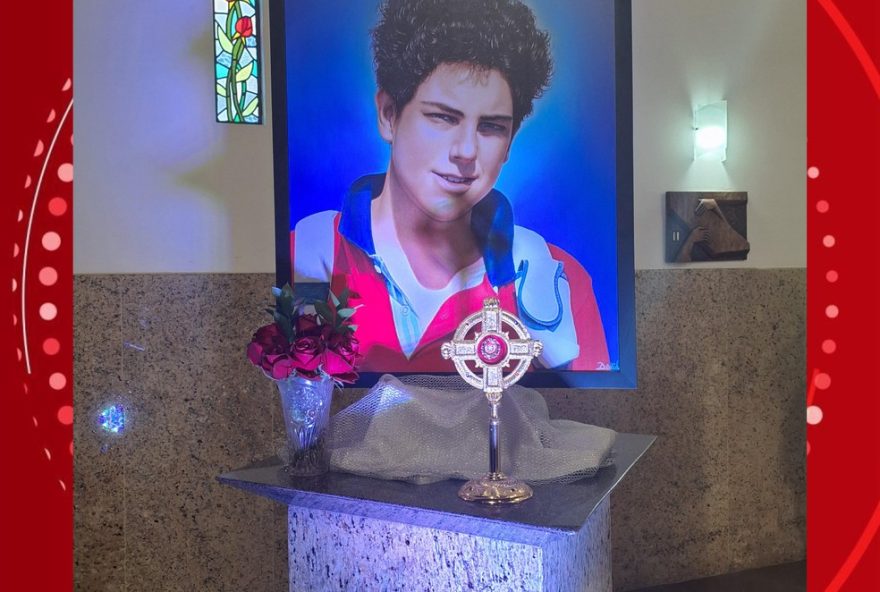 santuario-em-curitiba-guarda-reliquia-de-carlo-acutis2C-primeiro-santo-da-geracao-millennial2C-com-exposicao-diaria