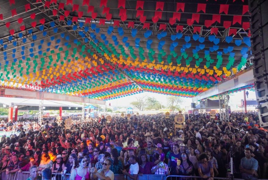 sao-joao-de-caruaru-20253A-confira-a-programacao-completa-do-alto-do-moura2C-o-polo-de-animacao-do-forro-tradicional
