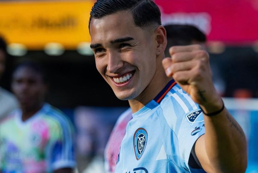 sao-paulo-busca-reforcos-jovens-e-talentosos-para-o-setor-ofensivo3A-julian-fernandez-e-kevin-zenon.-o-que-esperar-das-novas-contratacoes3F sao-paulo-busca-reforcos-jovens-e-talentosos-para-o-setor-ofensivo3A-julian-fernandez-e-kevin-zenon.-o-que-esperar-das-novas-contratacoes3F