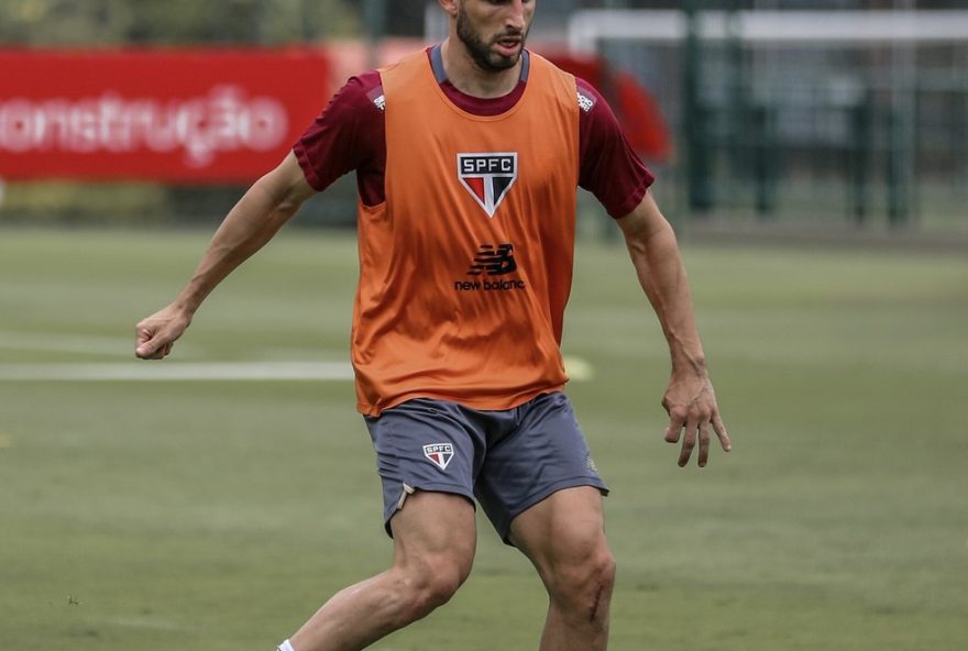 sao-paulo-com-transfer-ban-removido-pela-fifa-apos-acordo-de-divida.-perspectivas-positivas-para-2026