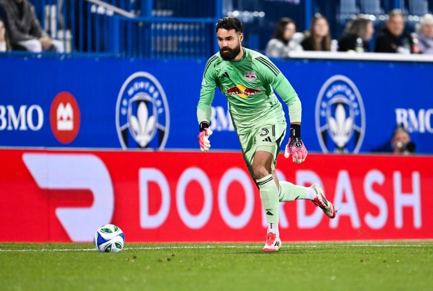 sao-paulo-confirma-contratacao-do-goleiro-carlos-coronel-para-as-proximas-duas-temporadas sao-paulo-confirma-contratacao-do-goleiro-carlos-coronel-para-as-proximas-duas-temporadas