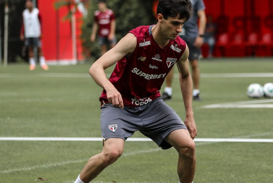 sao-paulo-inclui-rodriguinho-em-negociacao-com-botafogo3A-questoes-contratuais-em-destaque sao-paulo-inclui-rodriguinho-em-negociacao-com-botafogo3A-questoes-contratuais-em-destaque