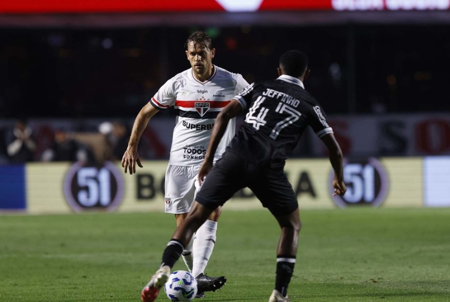 sao-paulo-inscreve-trio-de-reforcos-na-libertadores-e-revela-mudancas-na-lista