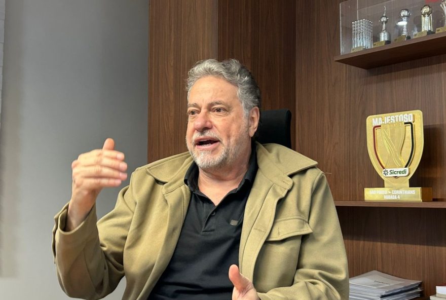 sao-paulo-mantem-elenco-fechado-para-competicoes2C-avalia-presidente-casares