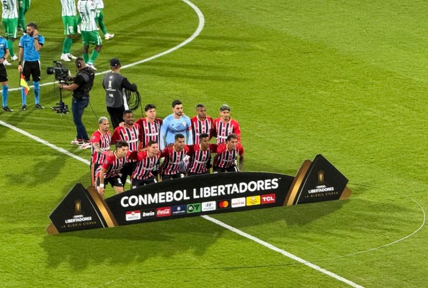 sao-paulo-segura-empate-com-nacional-gracas-a-atuacao-de-destaque-de-rafael-e-ferraresi-no-jogo-das-oitavas-de-final-da-libertadores