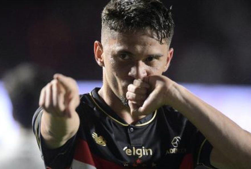 sao-paulo-vence-o-atletico-mg-com-gols-de-reservas-e-se-aproxima-do-g6