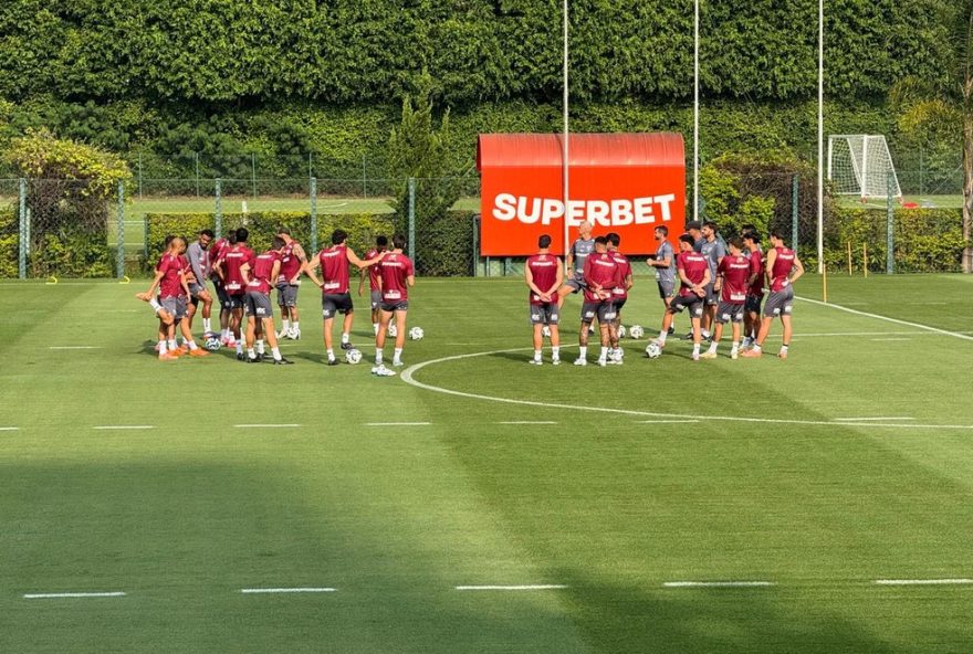 sao-paulo3A-cedric-treina-e-pode-retornar-contra-flamengo-escalacao-e-novidades-no-time sao-paulo3A-cedric-treina-e-pode-retornar-contra-flamengo-escalacao-e-novidades-no-time